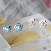 Pendientes FLOR PERLA ESMALTE AZUL
